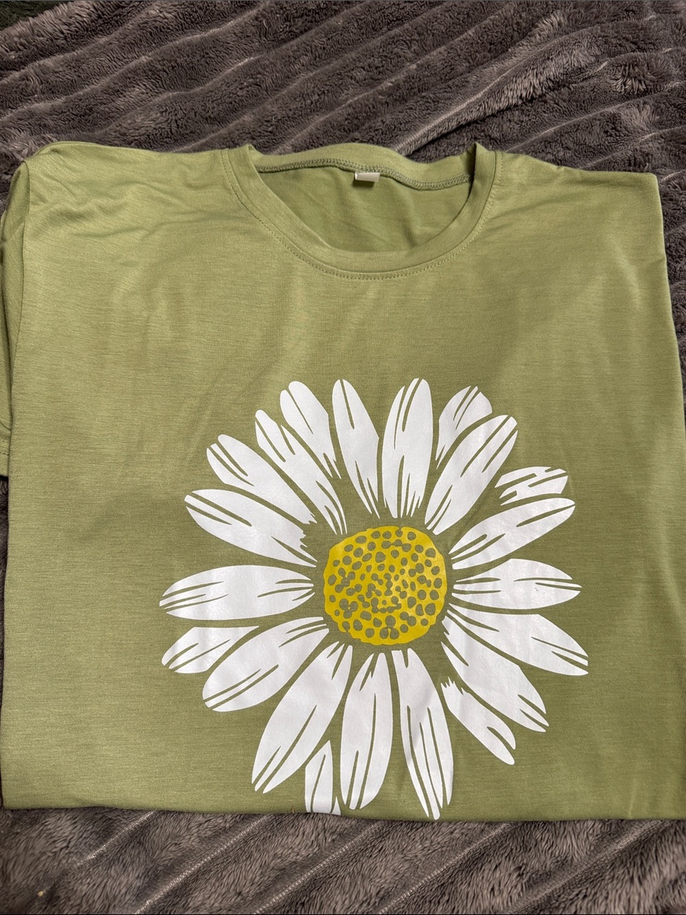 Green Daisy Graphic Tee